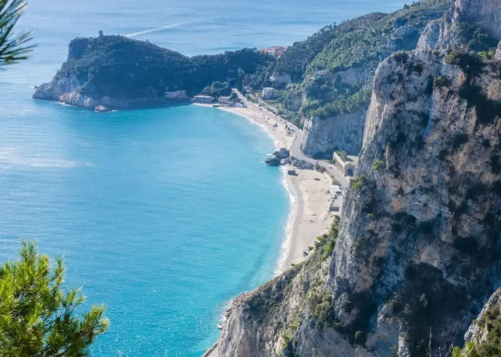 Baia dei Saraceni